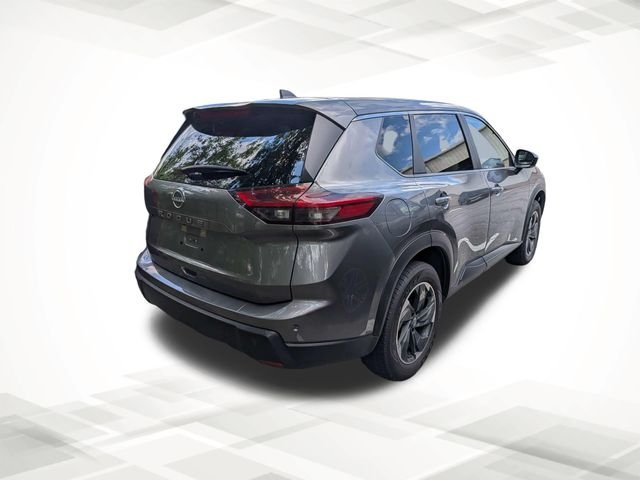 Used 2025 Gray Nissan SV image 3