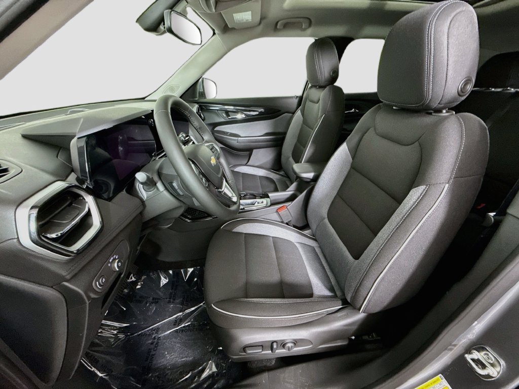New 2026 Sterling Gray Metallic Chevrolet LT image 19