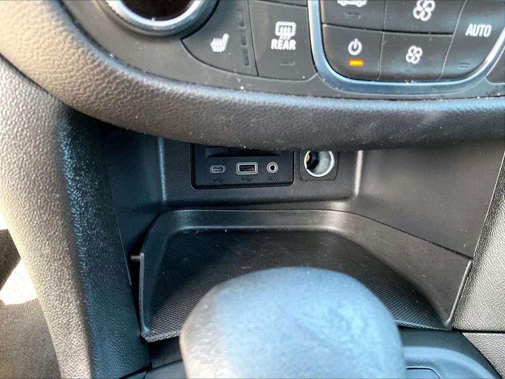 Used 2022 Blue Chevrolet LT image 26