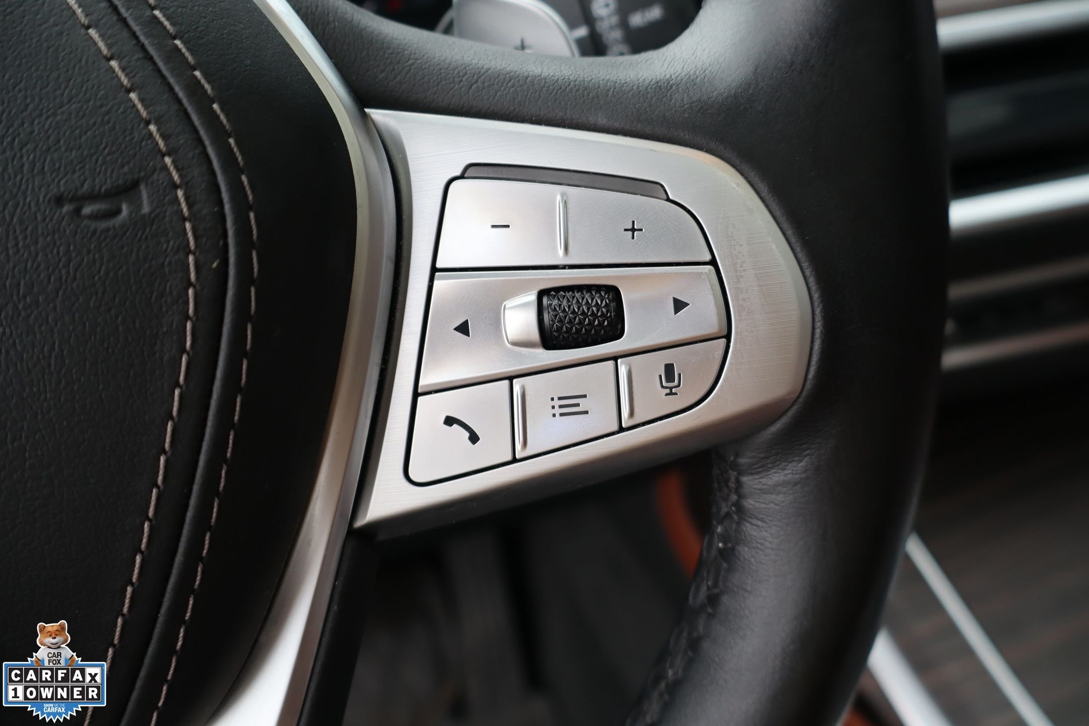 Used 2024  BMW xDrive40i image 17