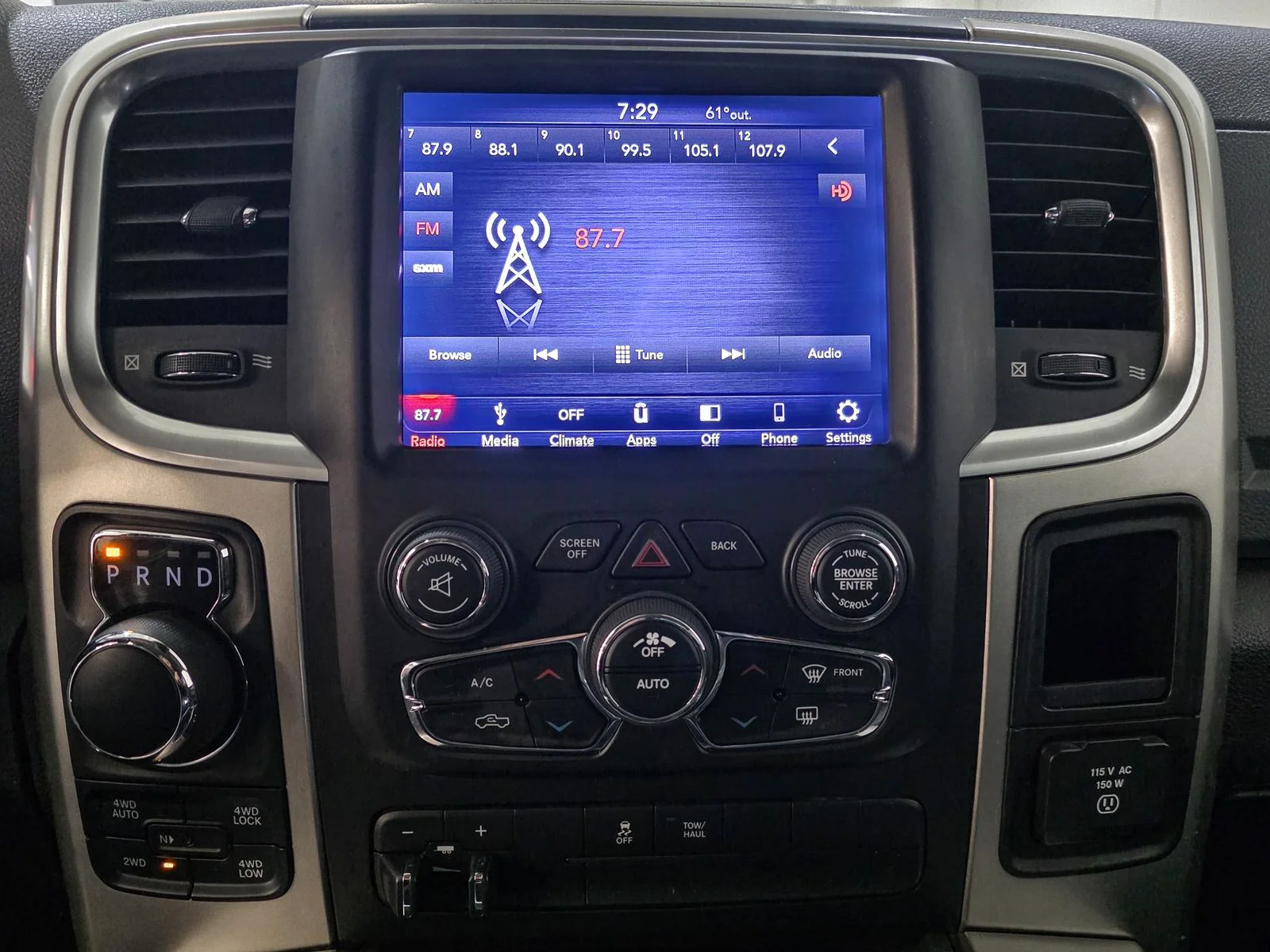 Used 2018 White Ram Big Horn image 31