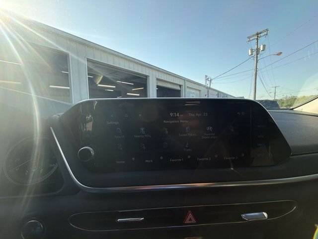 Used 2023 Red Hyundai SEL image 18