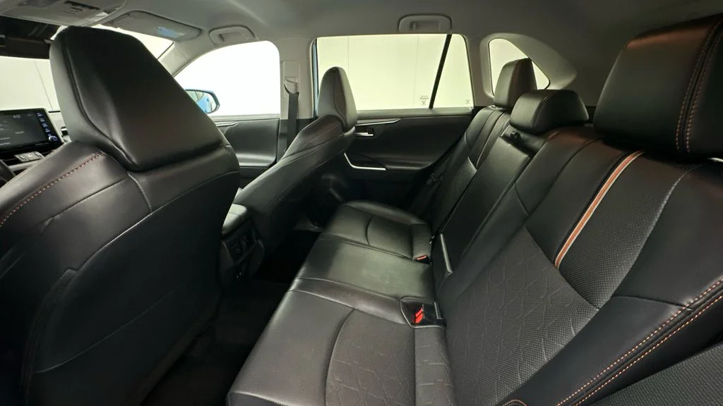 Certified Used 2019 Blue Toyota Adventure image 10