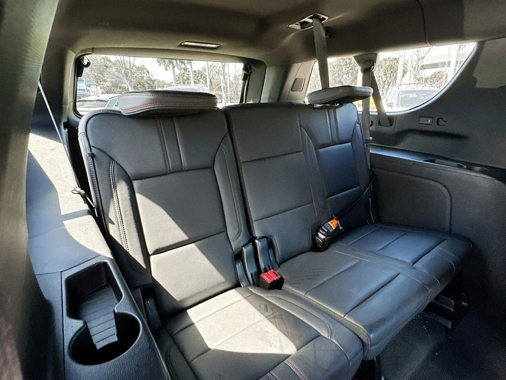 2022 Chevrolet Suburban RST - Photo 24
