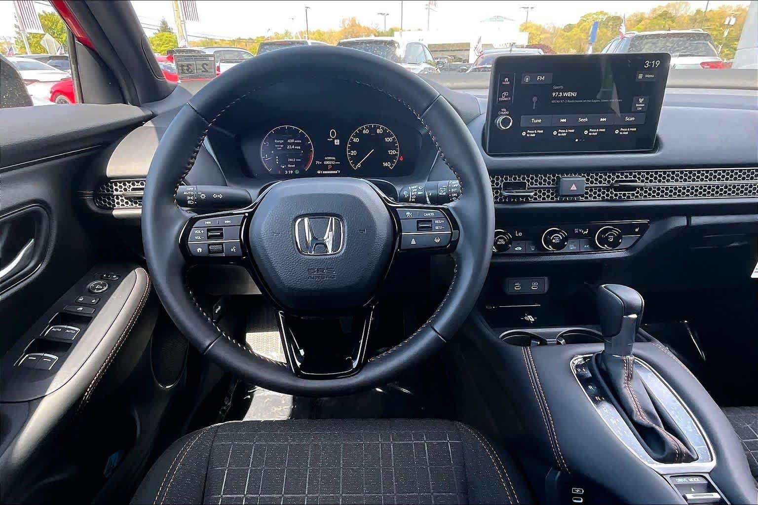 2026 Honda HR-V Sport - Photo 6