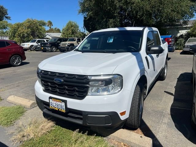 Used 2024 White Ford XL image 1