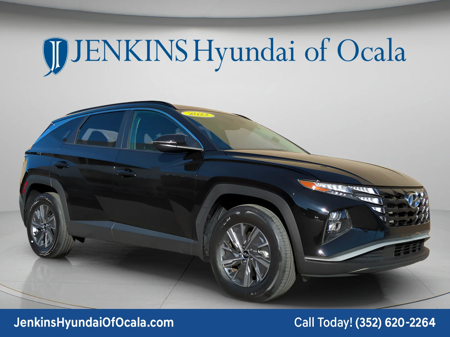Used 2022 Phantom Black Hyundai Blue image 9