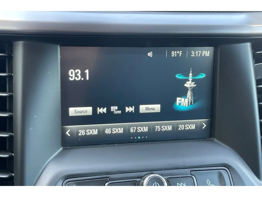 Used 2017 Iridium Metallic GMC SLE image 26