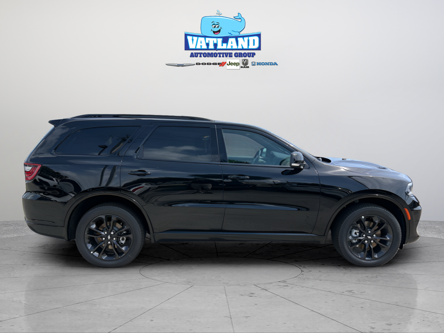 New 2026 Diamond Black Clear-Coat Exterior Paint Dodge GT Plus image 6