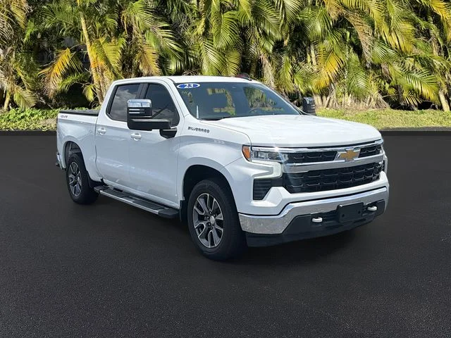 Used 2023 White Chevrolet LT image 2
