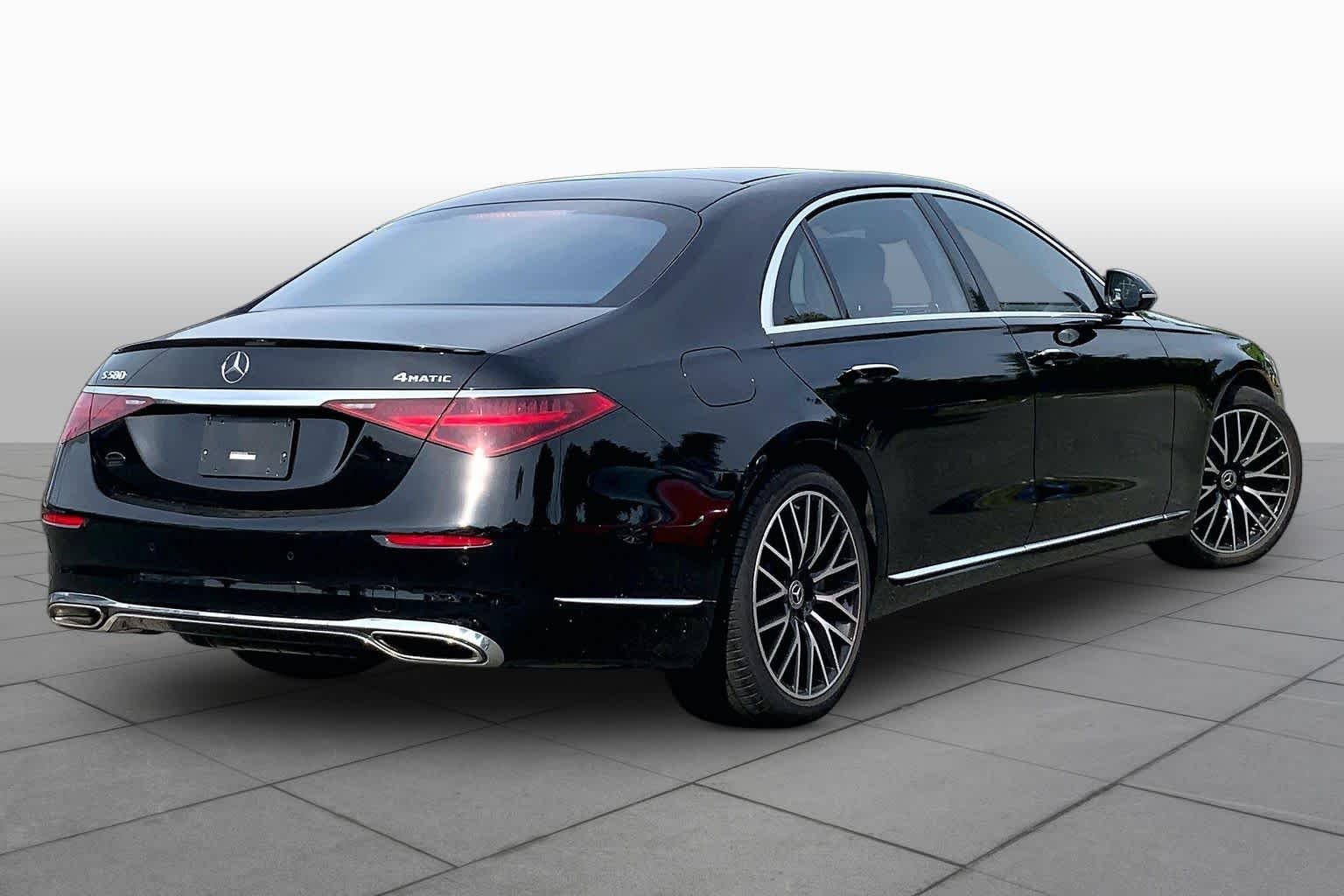 Used 2022 Black Mercedes-Benz S 580 image 13