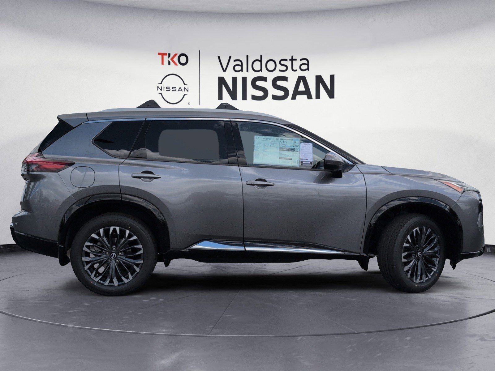 New 2026 Gun Metallic Nissan Platinum image 3