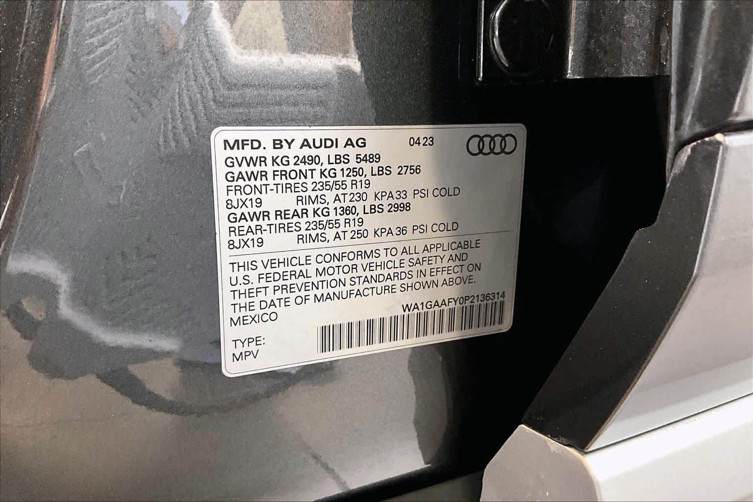 Used 2023 Daytona Gray Pearl Effect Audi S line Premium image 34
