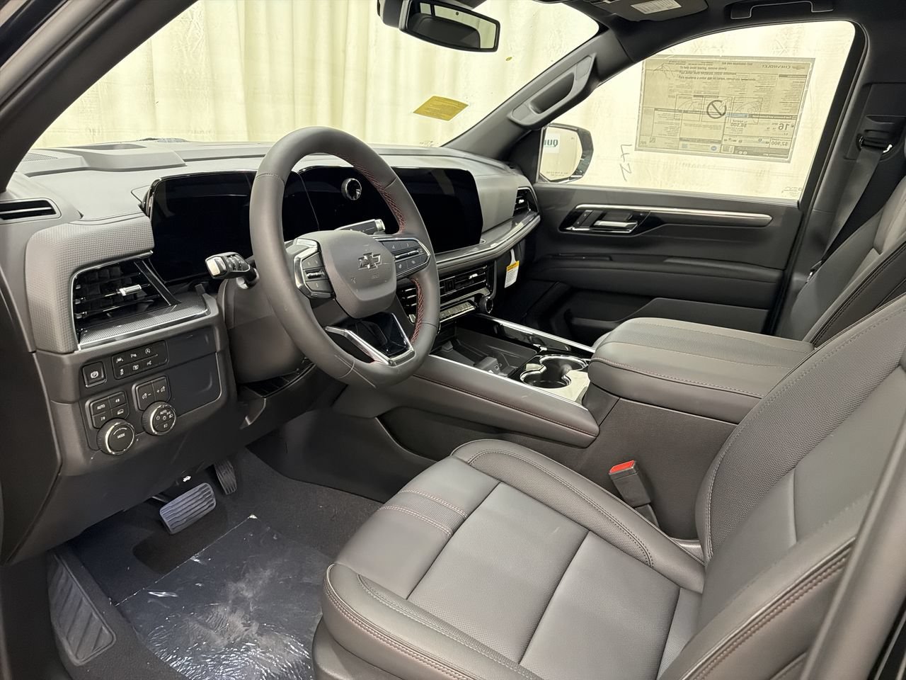 2027 Chevrolet Suburban RST - Photo 14
