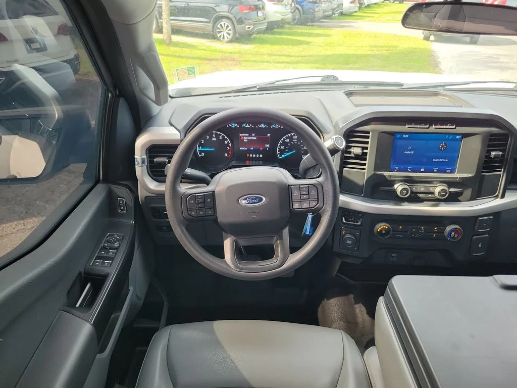 Used 2022 White Ford XL image 10