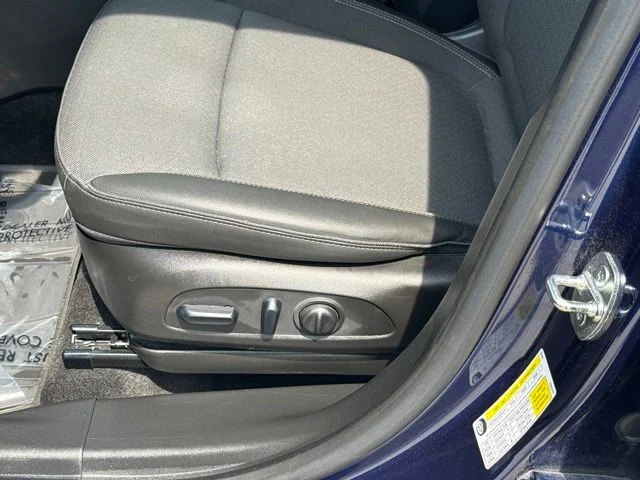 Used 2023 Blue Buick Preferred image 14