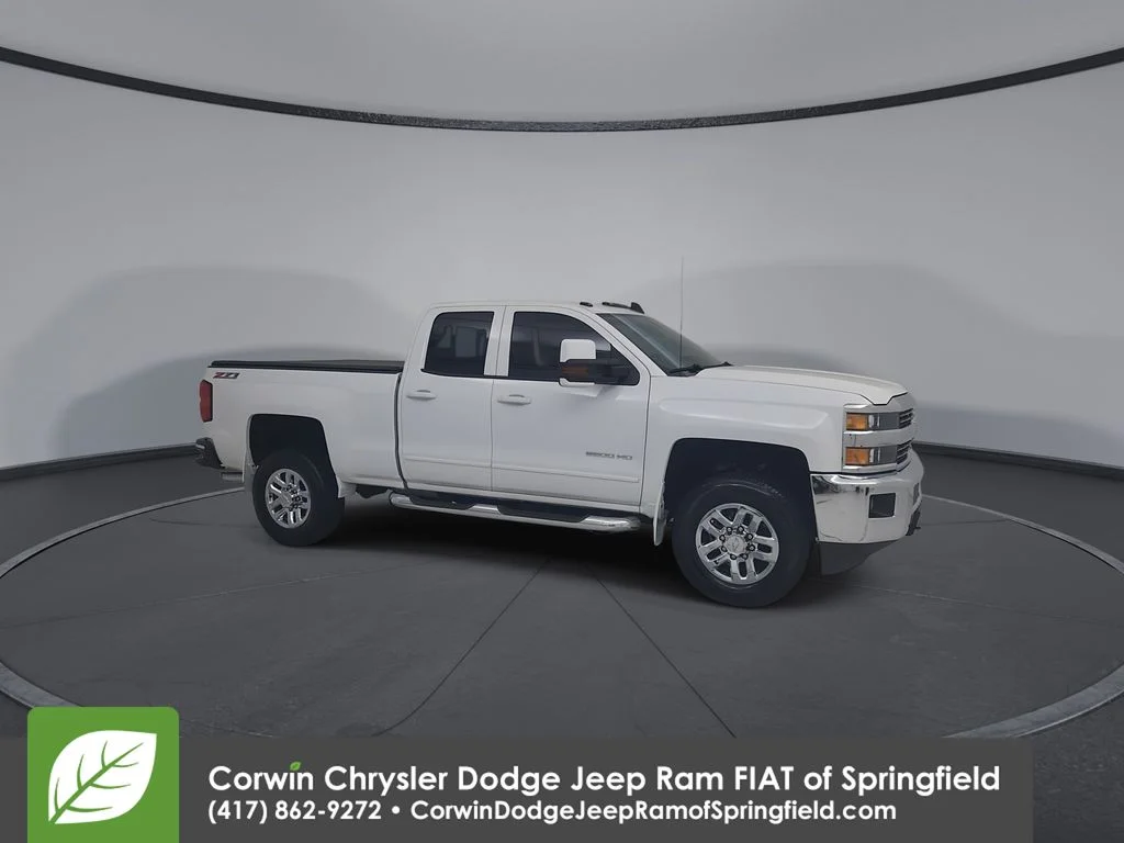 Used 2017 White Chevrolet LT image 2