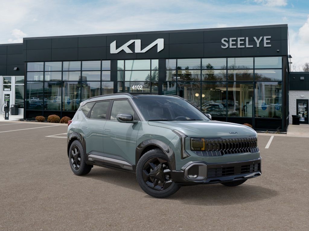 New 2027 Green Kia X-Line S image 8