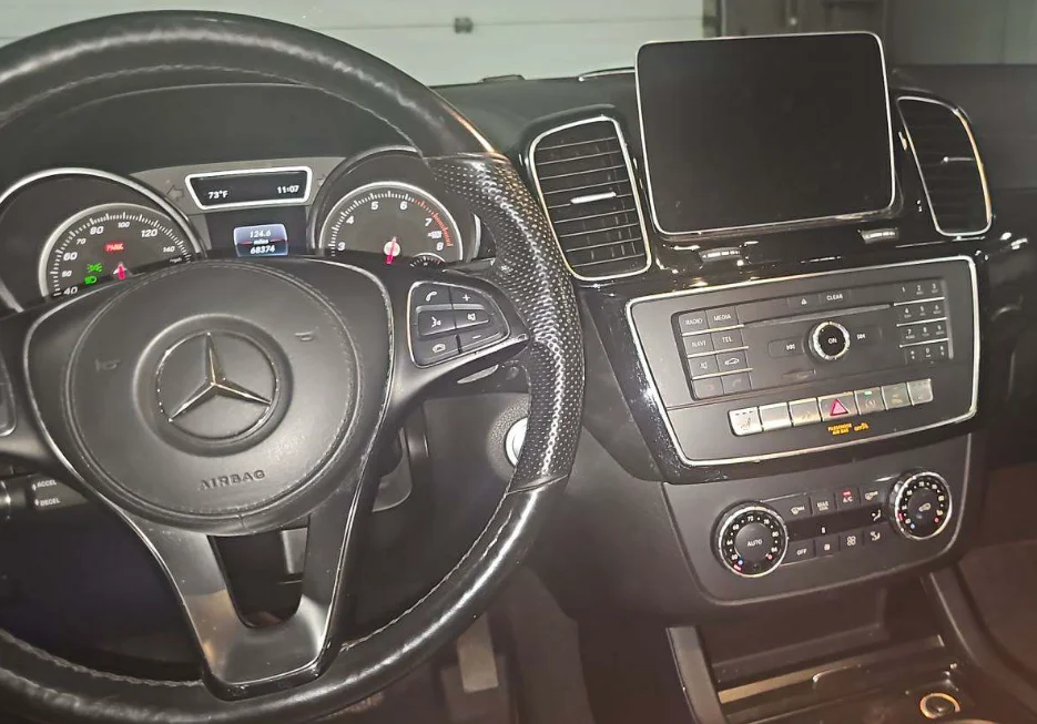 Used 2019  Mercedes-Benz GLS 450 image 6