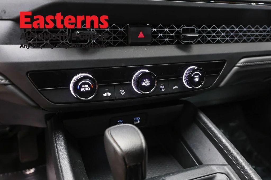 Used 2025 Black Honda LX image 19