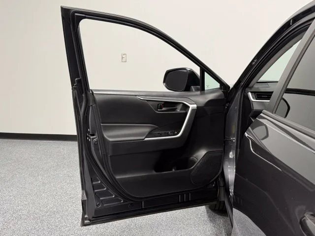 Used 2022 Gray Toyota LE image 12