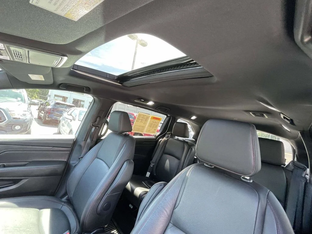 2025 Honda Odyssey Sport L - Photo 18