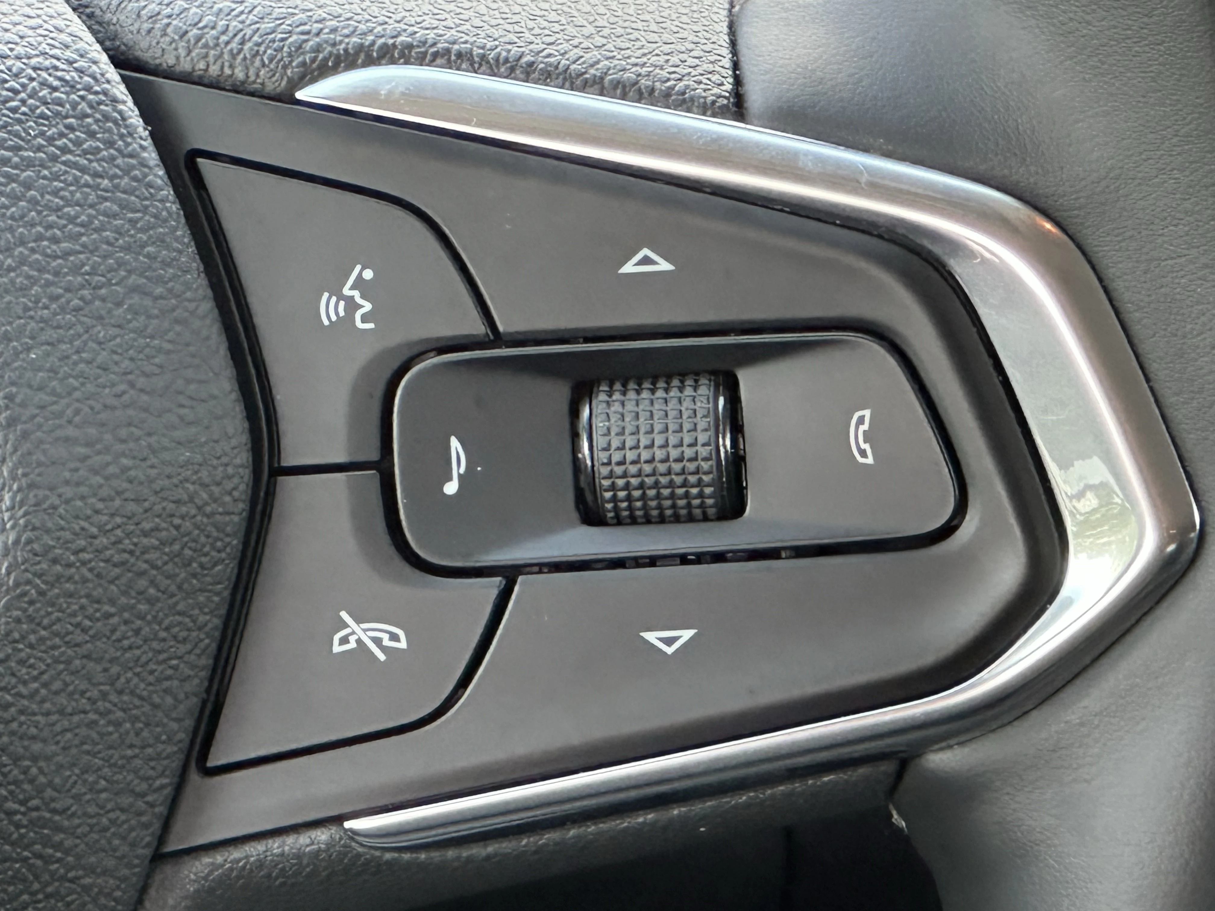 Certified Used 2026  Chevrolet LT image 12