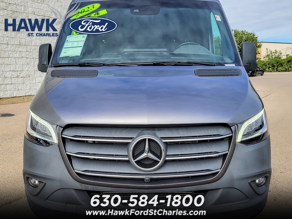 Used 2023 Selenite Gray Metallic Mercedes-Benz  image 4