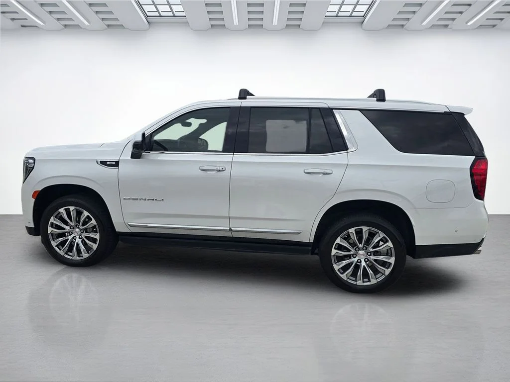 Used 2024 White GMC Denali image 6
