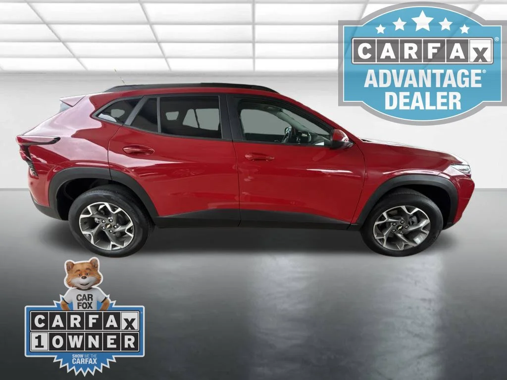 Used 2026 Apex Red Chevrolet LT image 7