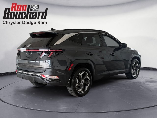 Used 2023 Gray Hyundai SEL image 2