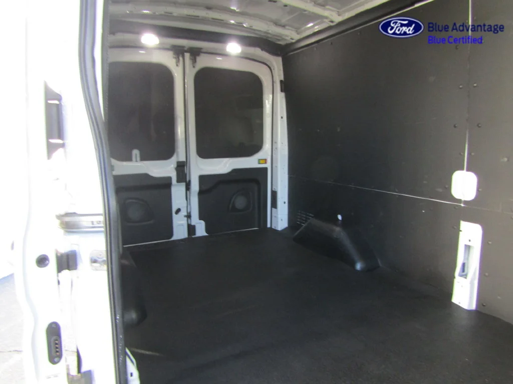 Certified Used 2026 Oxford White Ford Base image 22
