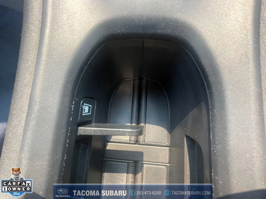 Used 2021 White Honda EX-L image 24