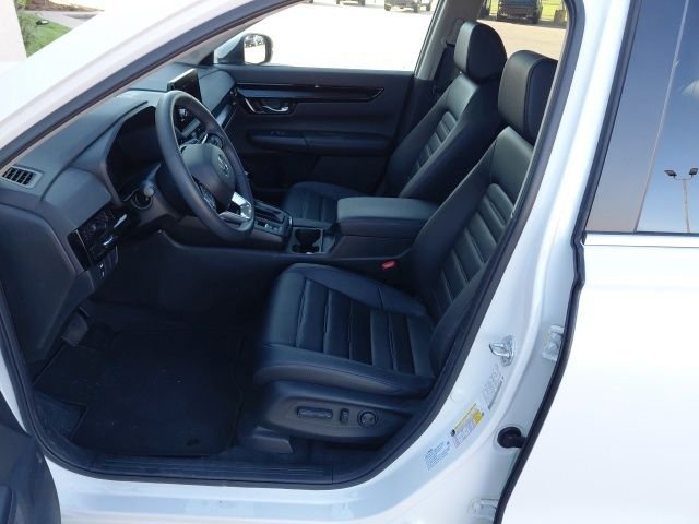 Used 2024 White Honda EX-L image 3