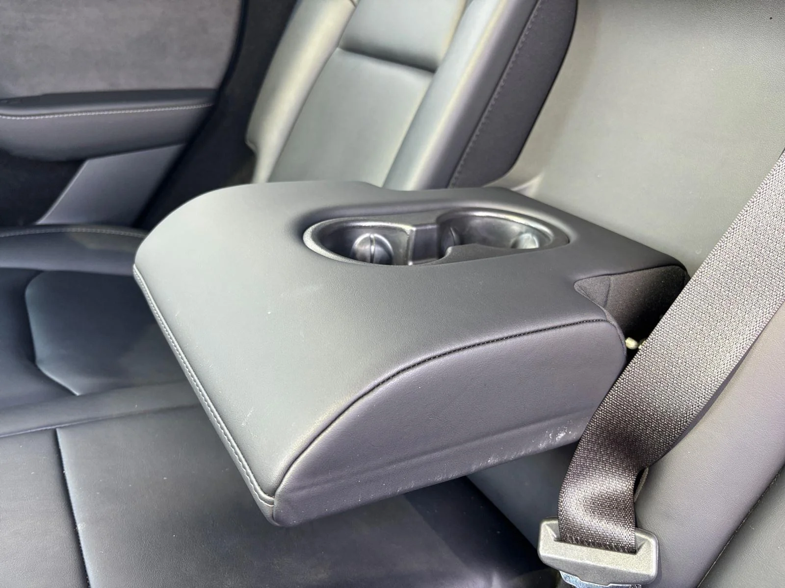 Used 2023  Tesla Performance image 36