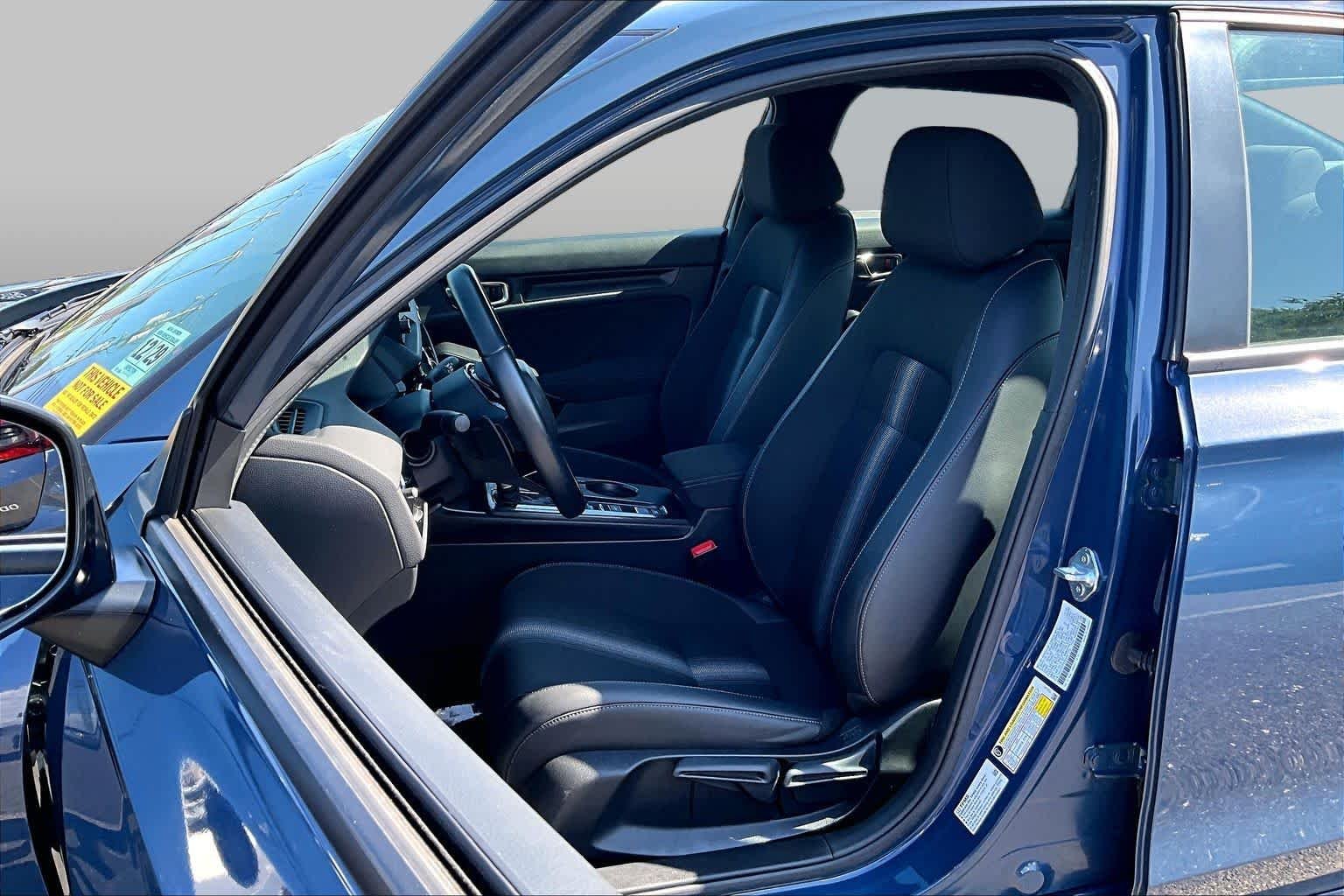 Used 2025 Blue Lagoon Pearl Honda 4D SPORT image 8