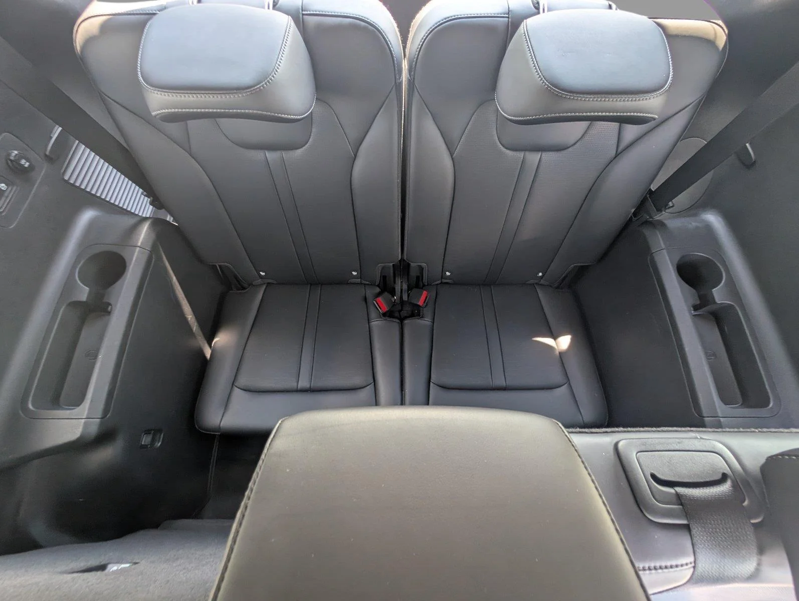 Used 2024 Ebony Black Kia S image 36