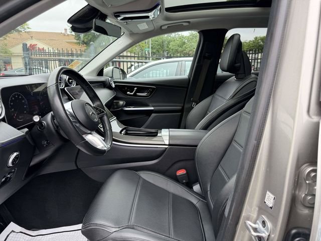 Certified Used 2023 Silver Mercedes-Benz GLC 300 image 18