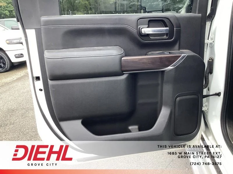 Used 2020 White GMC SLT image 15
