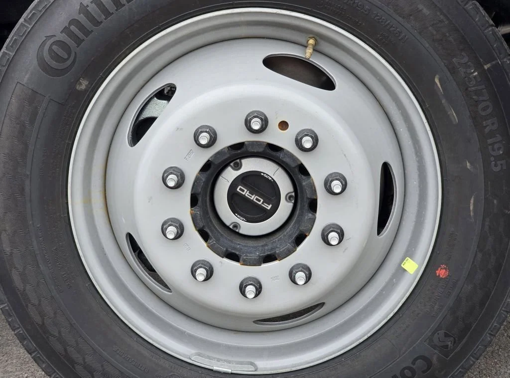 2025 Ford F-550 Super Duty Chassis Cab XL - Photo 24