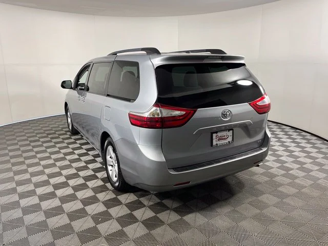 Used 2015 Silver Toyota LE image 5