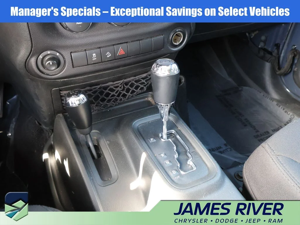 Used 2017 Black Jeep Unlimited Sport image 33