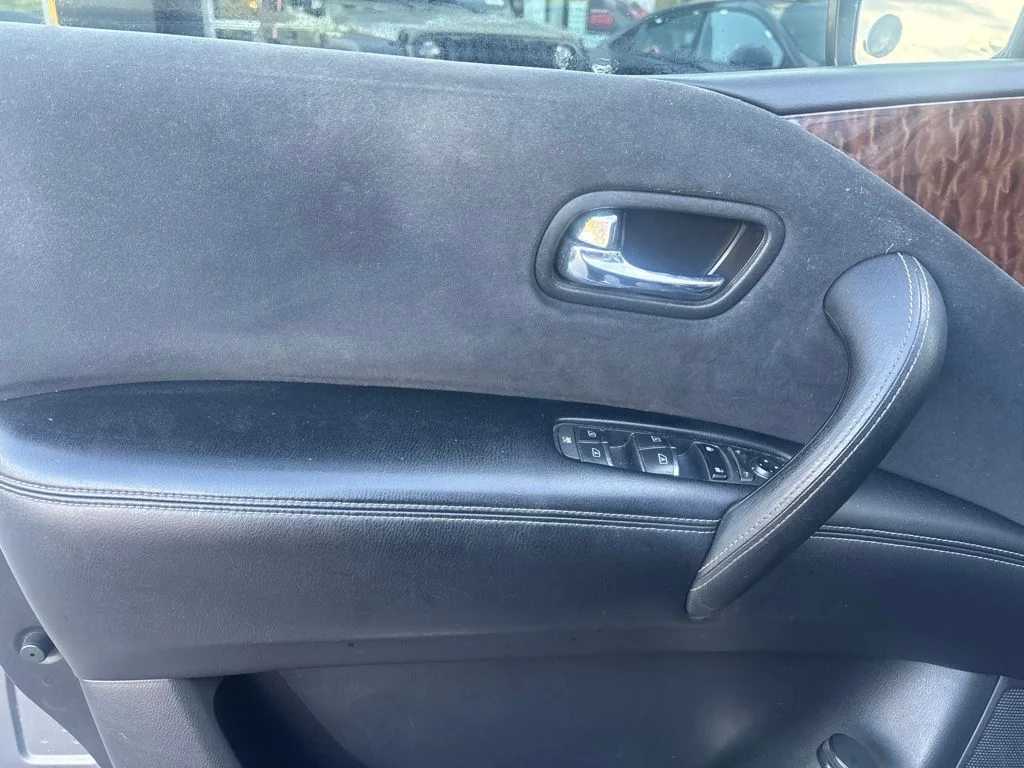 Used 2017 Gray Nissan SV image 13