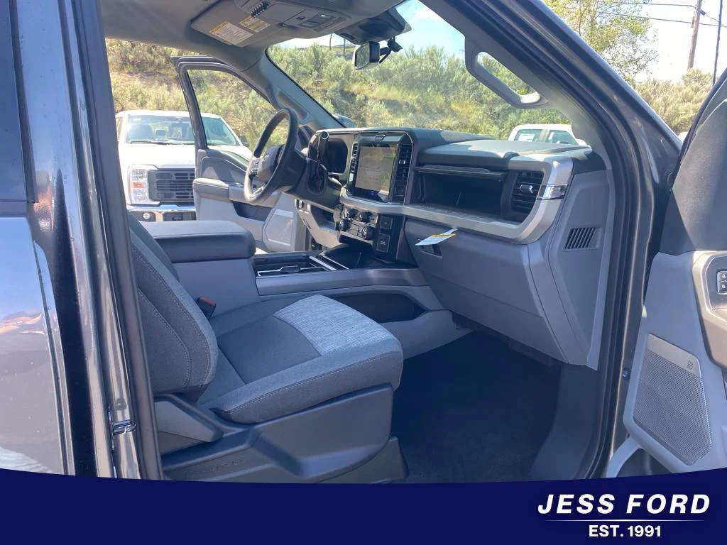 2026 Ford F-250 Super Duty XLT - Photo 18