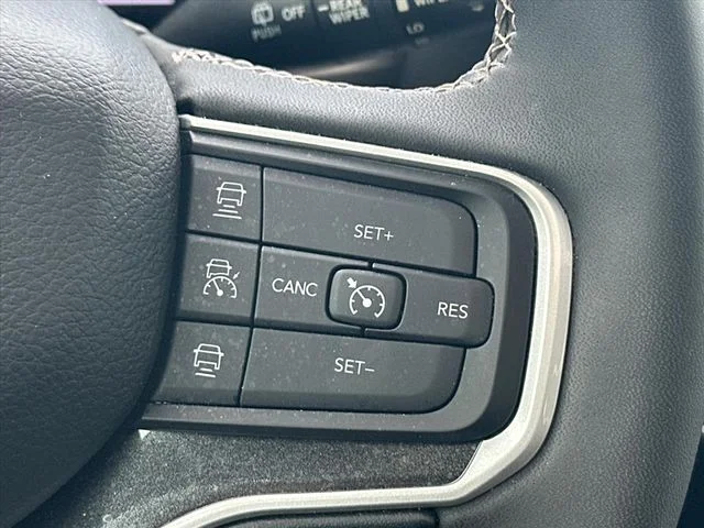 Used 2023 Black Jeep Base image 28