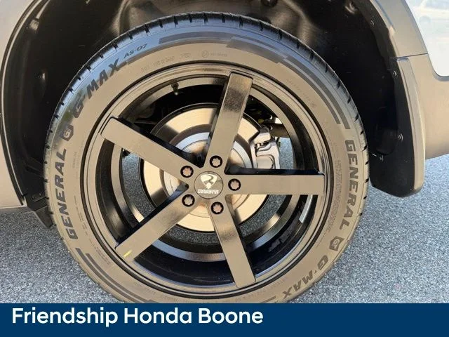 Used 2023 Gray Honda Elite image 9