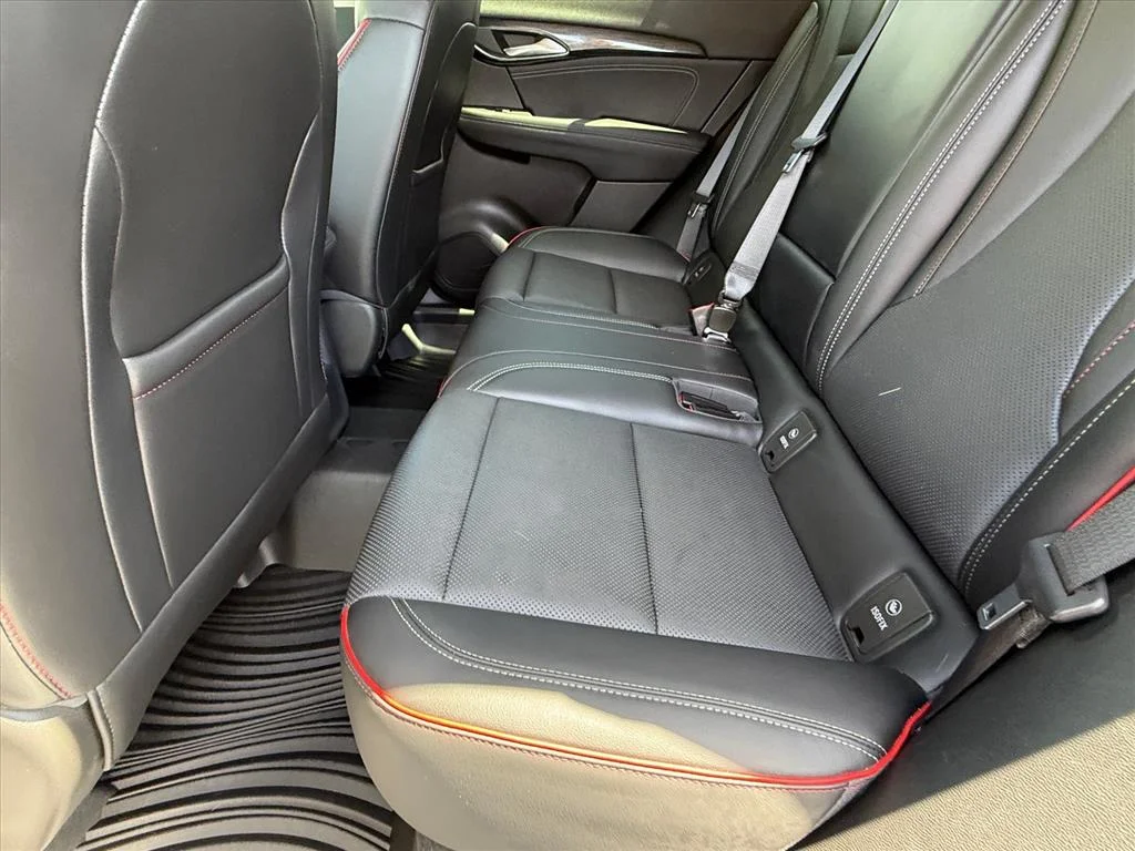 2023 Buick Envision Essence - Photo 11