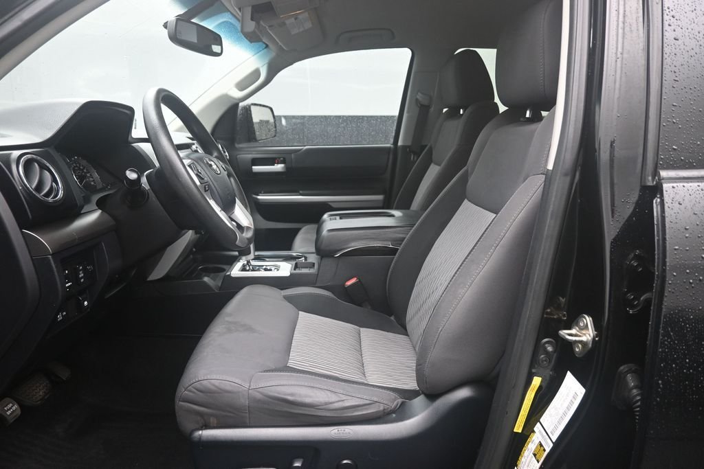 Used 2017 Black Toyota SR5 image 18