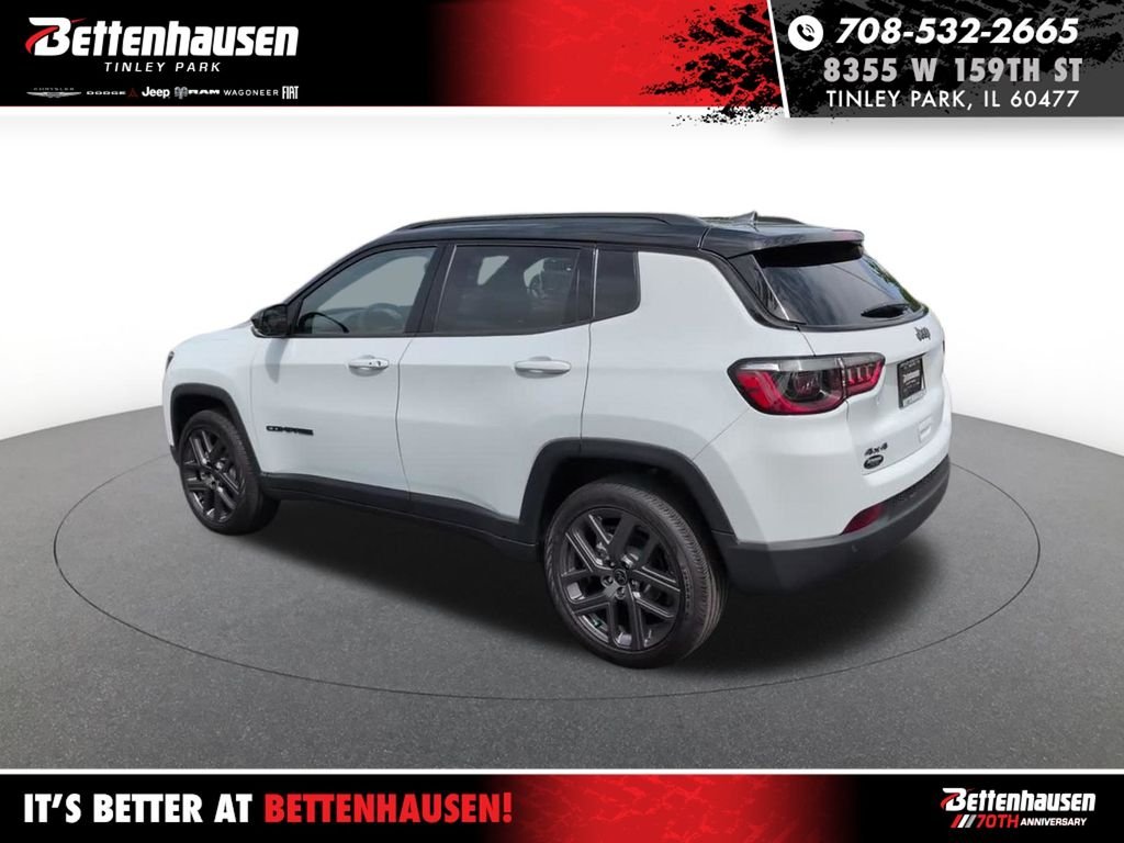 New 2026 Bright White Clear-Coat Exterior Paint Jeep Limited image 11