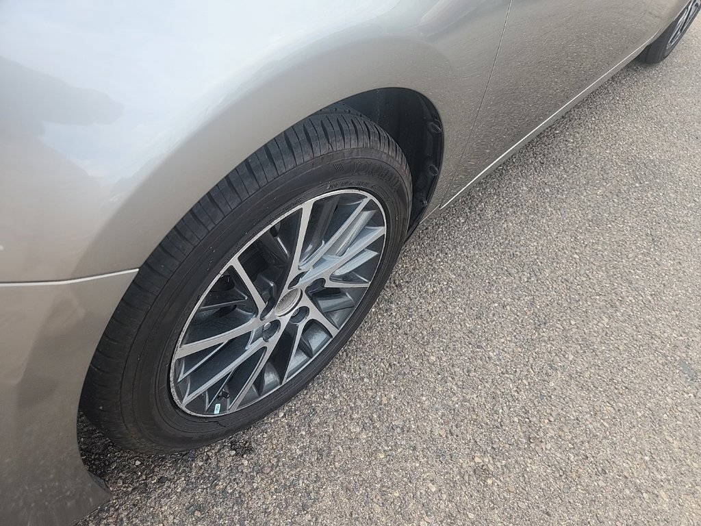 Used 2017 Silver Lexus 350 image 7